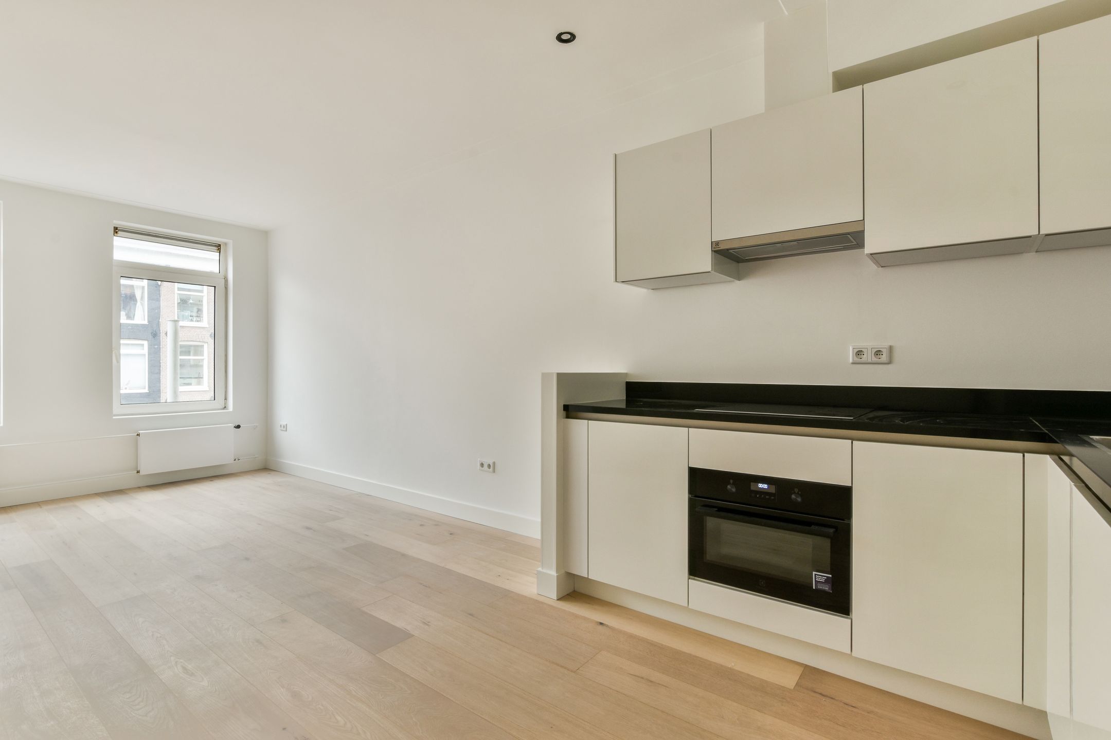 Foto 6 van Albert Cuypstraat 60-2