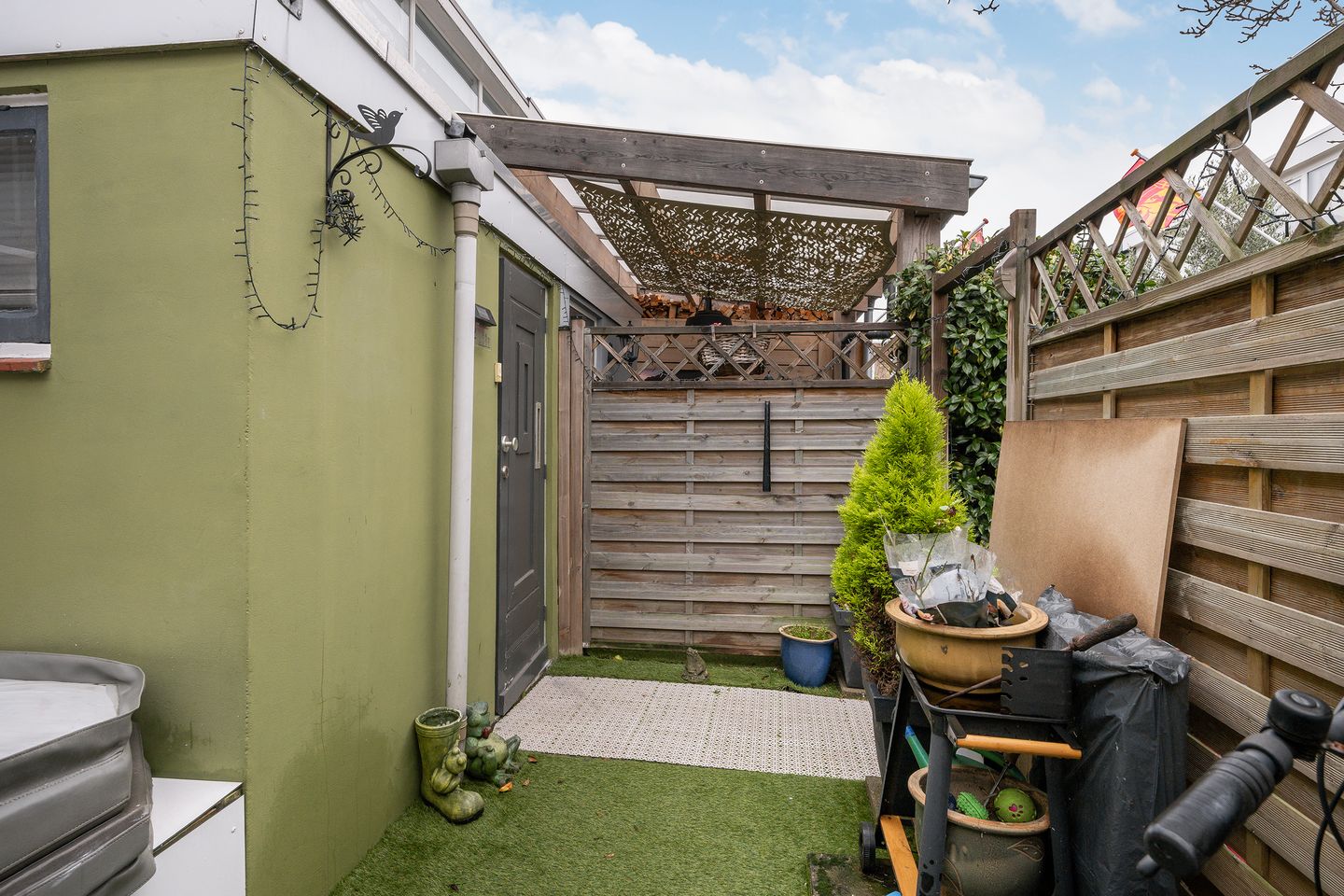 Foto 20 van Sommelsdijksestraat 12