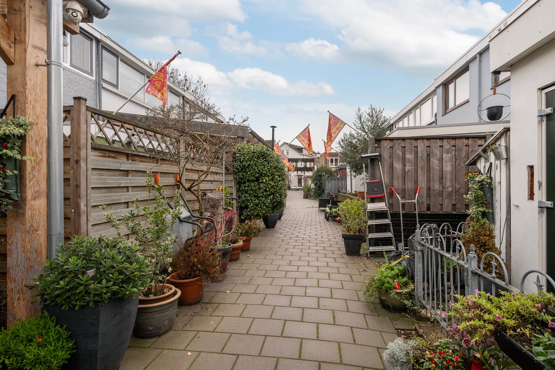 Foto 23 van Sommelsdijksestraat 12