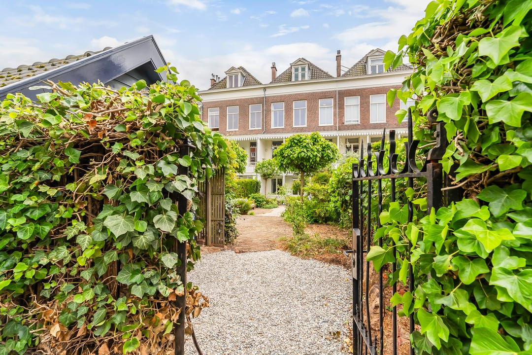 Foto 32 van Riouwstraat 22