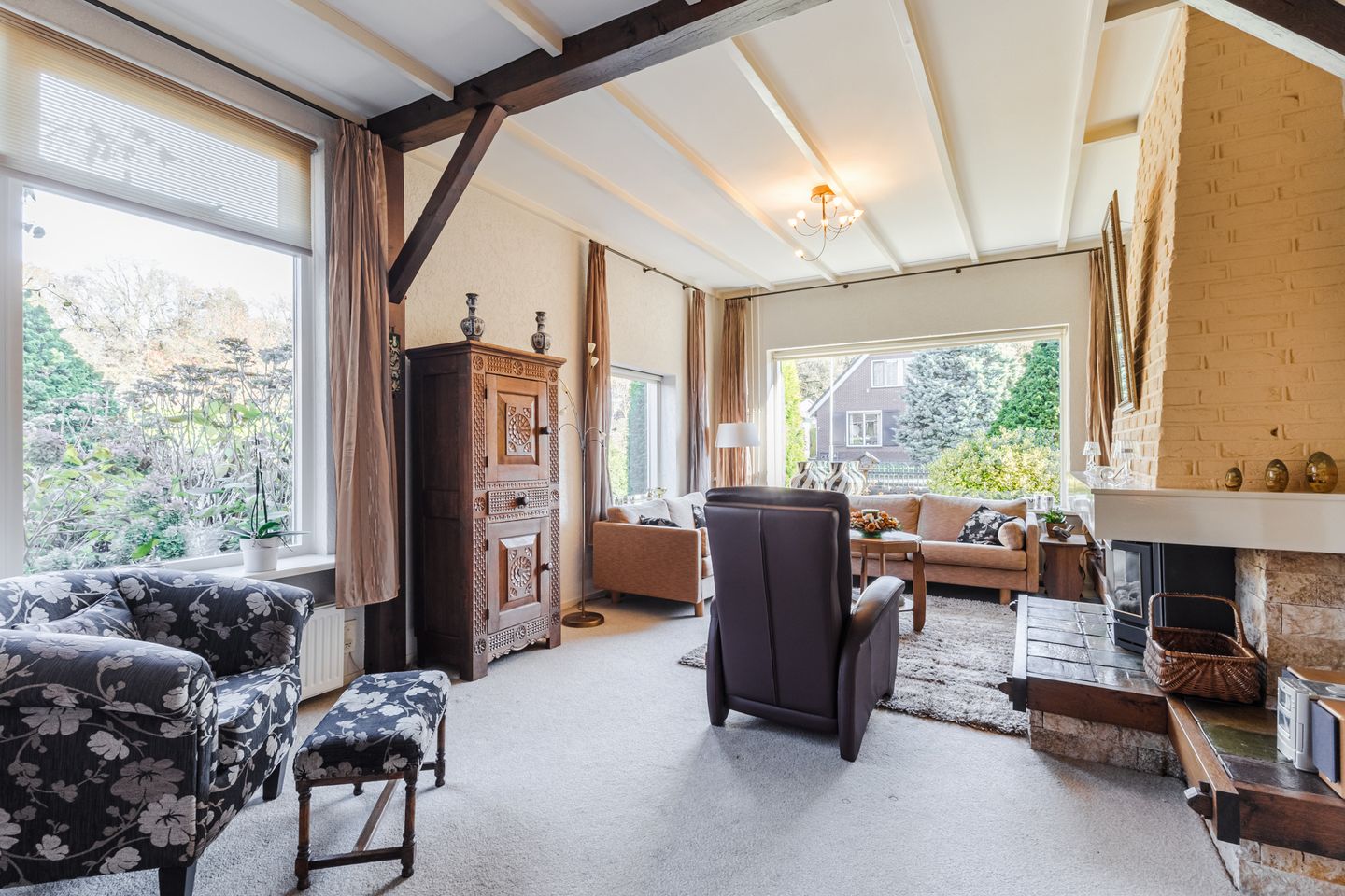 Foto 19 van Tusseler 144