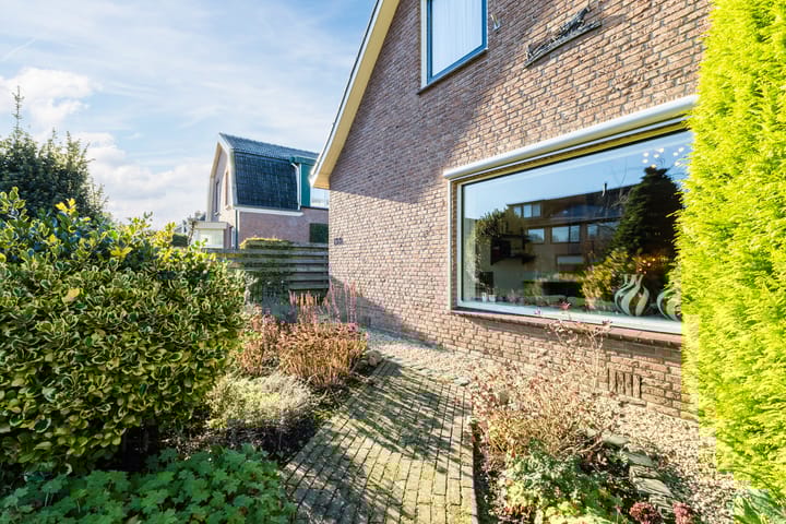 Photo 41 of Tusseler 144