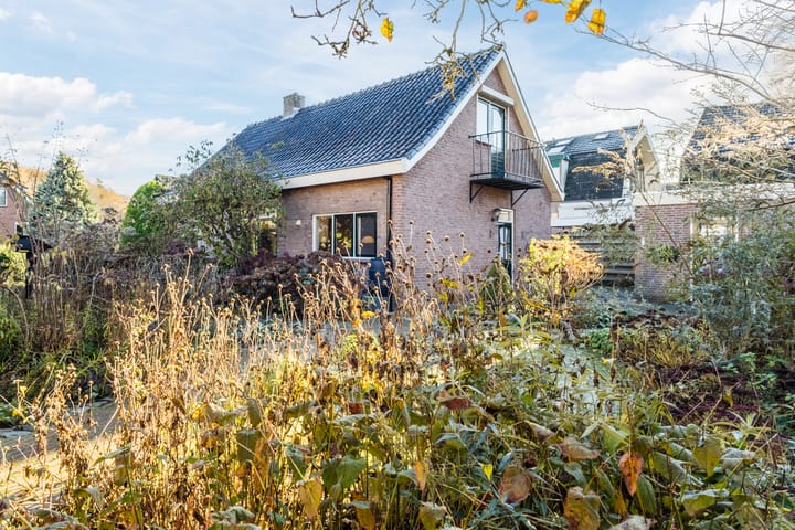 Photo 45 of Tusseler 144