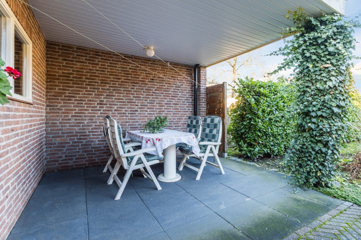 Photo 51 of Tusseler 144