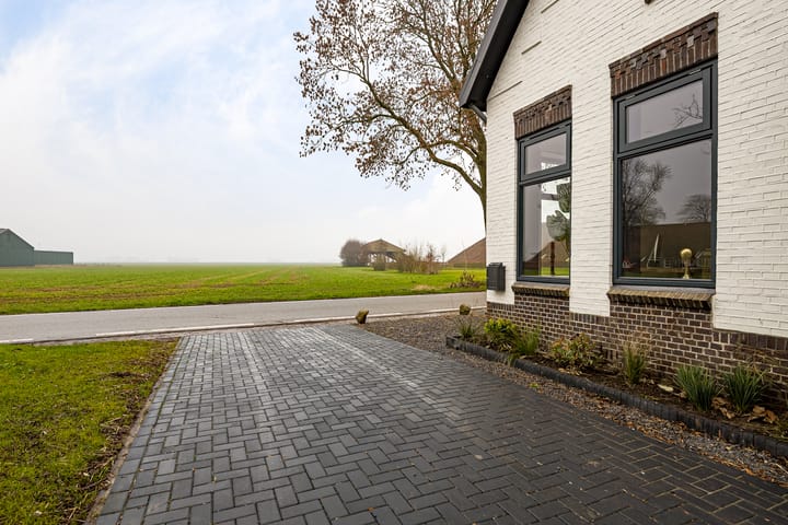 Photo 13 of Hoofdweg Oost 71