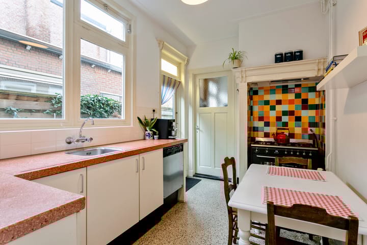 Photo 16 of Bredaseweg 223