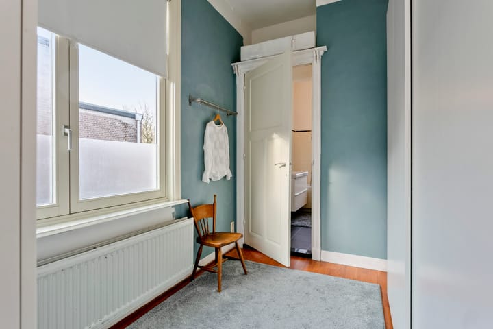 Photo 30 of Bredaseweg 223