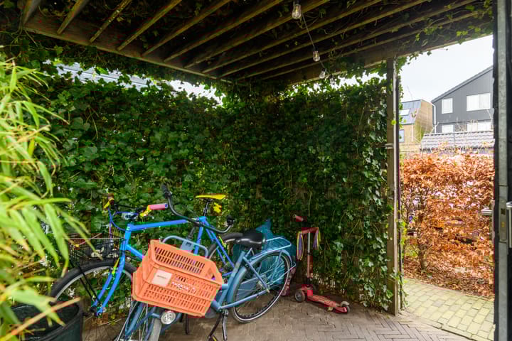 Photo 36 of Muyderban 22