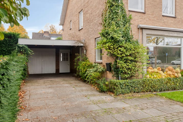 Foto 12 van Burgemeester Vissersstraat 22