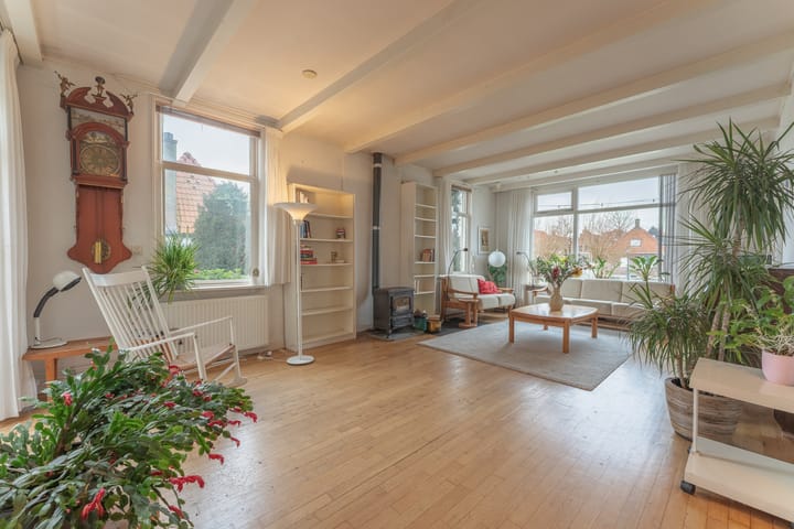 Photo 20 of Achtereiland 12