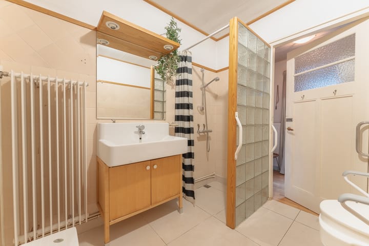 Photo 34 of Achtereiland 12