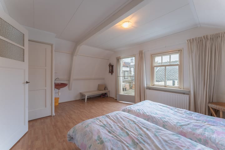 Photo 38 of Achtereiland 12