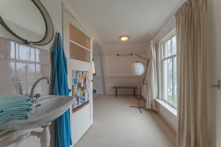 Photo 44 of Achtereiland 12