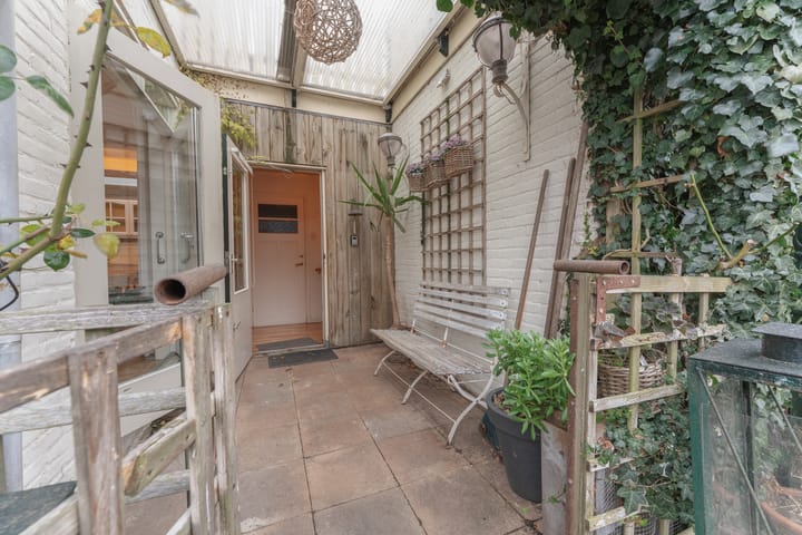 Photo 48 of Achtereiland 12