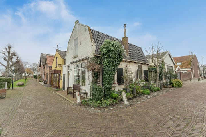 Photo 54 of Achtereiland 12