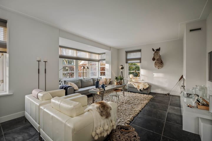 Photo 9 of Burg. Arriënsweg 5