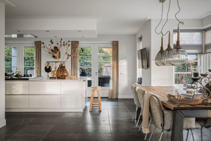 Photo 16 of Burg. Arriënsweg 5