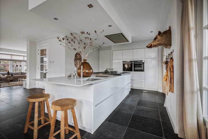 Photo 19 of Burg. Arriënsweg 5