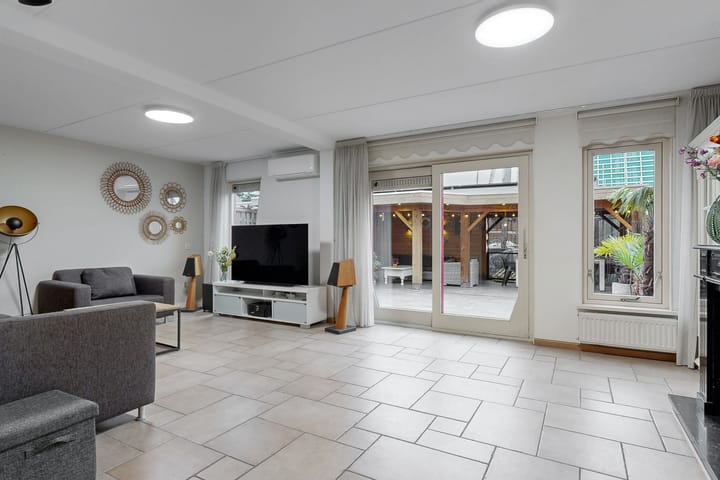 Foto 3 van Robert Stolzhof 83