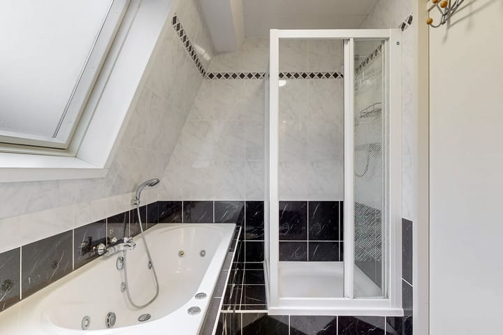 Foto 16 van Robert Stolzhof 83