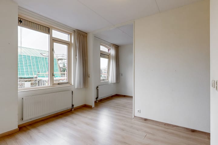 Foto 17 van Robert Stolzhof 83