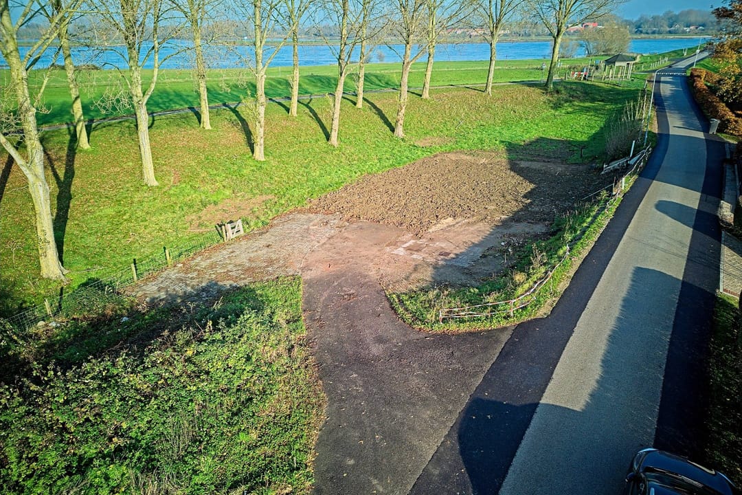 Foto 1 van Waalbandijk