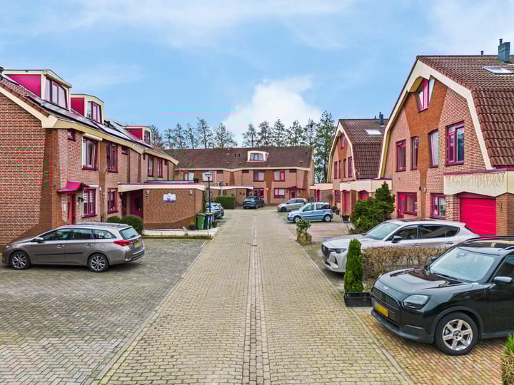 Foto 35 van Robert Stolzhof 83