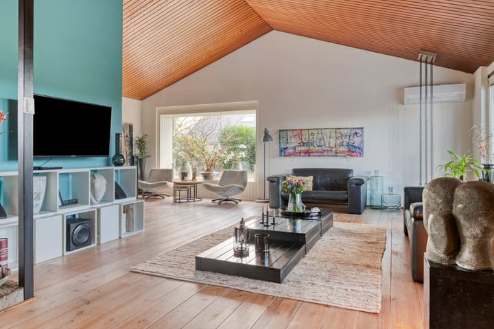 Foto 9 van Van der Duyn van Maasdamlaan 10