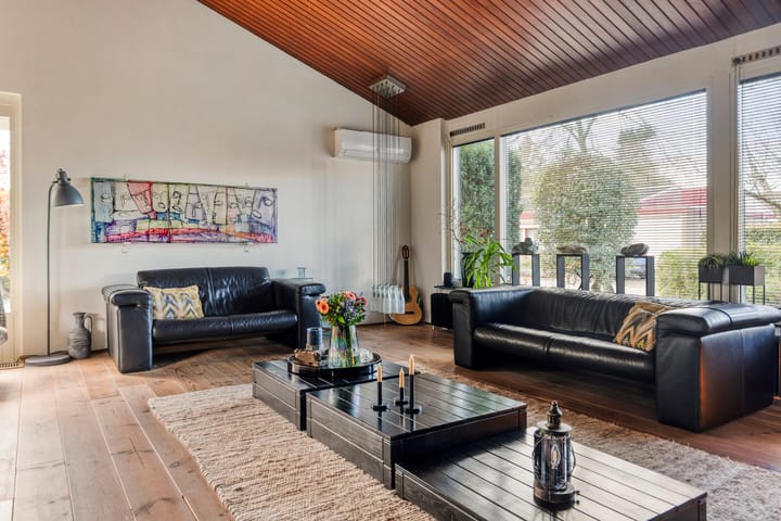 Foto 11 van Van der Duyn van Maasdamlaan 10