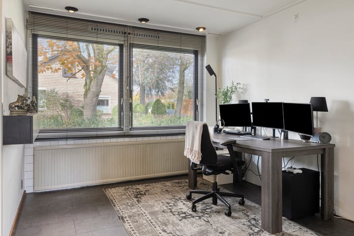 Foto 26 van Van der Duyn van Maasdamlaan 10