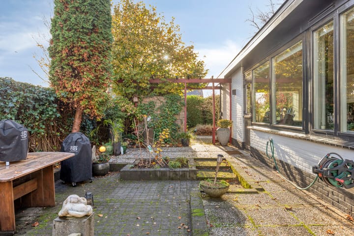 Foto 41 van Van der Duyn van Maasdamlaan 10