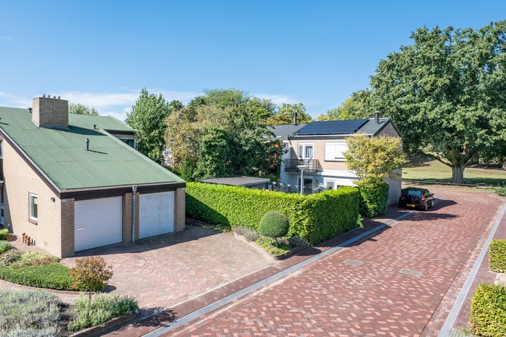 Foto 2 van Lauwere 308