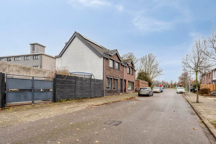 Foto 3 van Montfortstraat 55