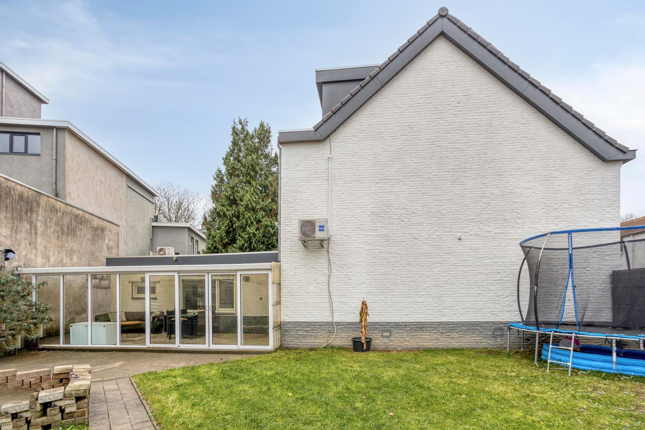 Foto 33 van Montfortstraat 55