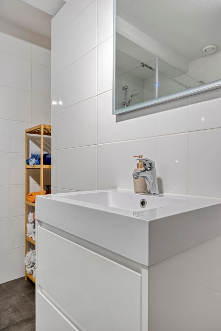 Photo 30 of Sphinxlunet 52-A