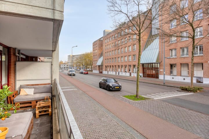 Photo 24 of Sphinxlunet 52-A