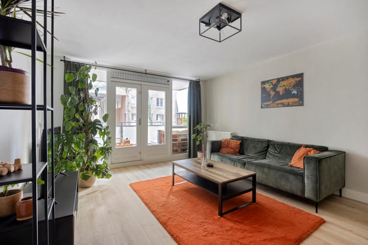 Photo 20 of Sphinxlunet 52-A