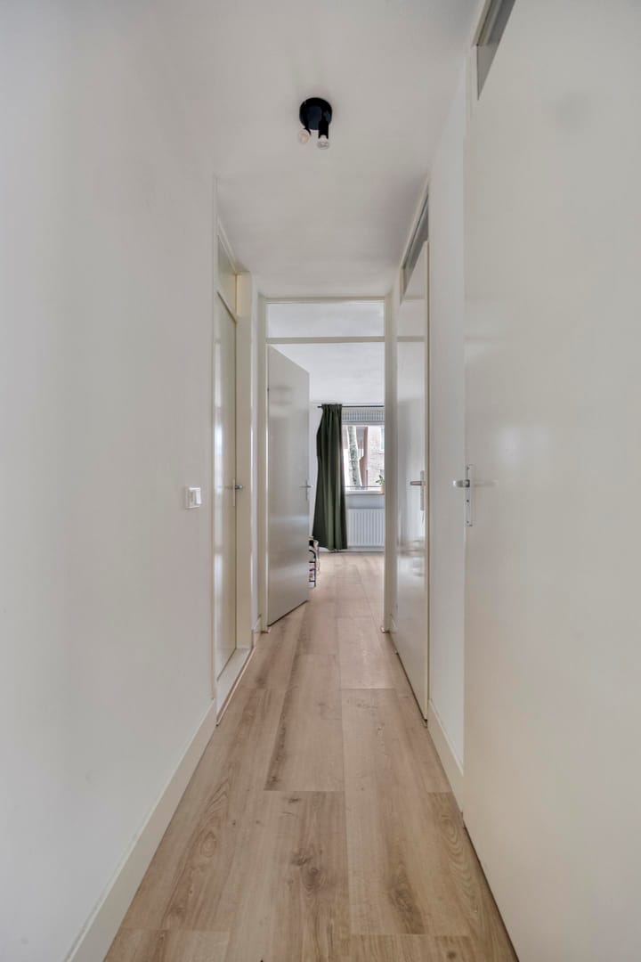 Photo 25 of Sphinxlunet 52-A