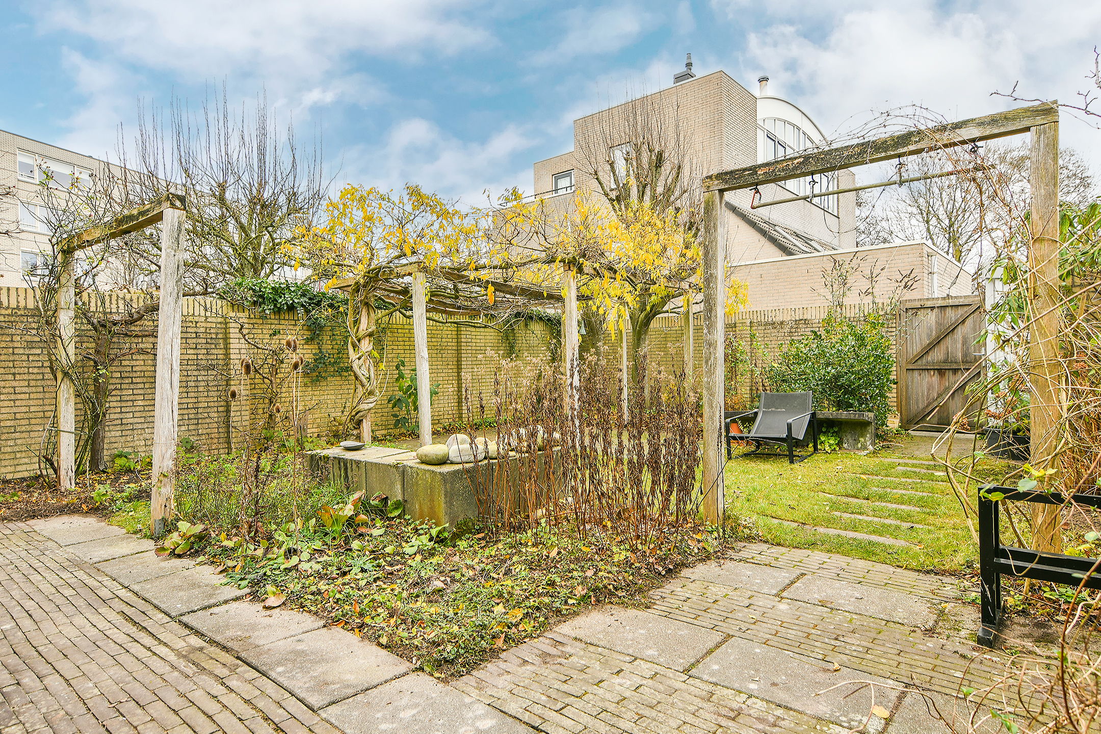 Foto 21 van Femina Mullerstraat 94