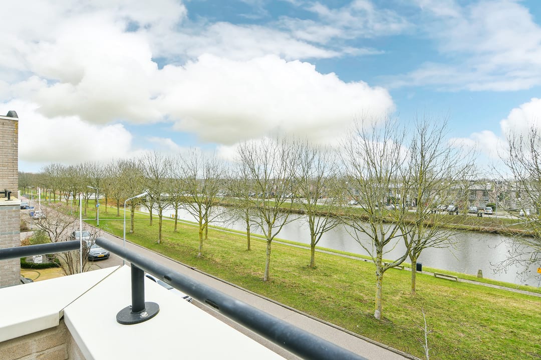 Foto 43 van Femina Mullerstraat 94