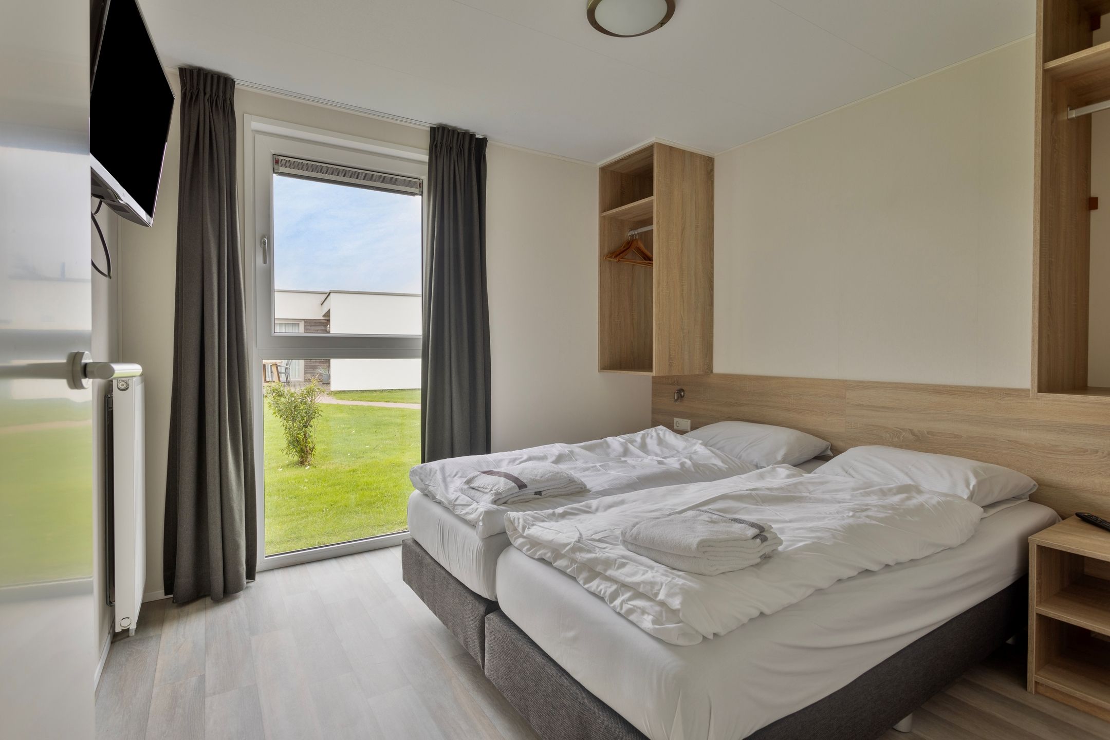 3-bedroom freehold villa in Nieuwvliet — photo 3 of 5