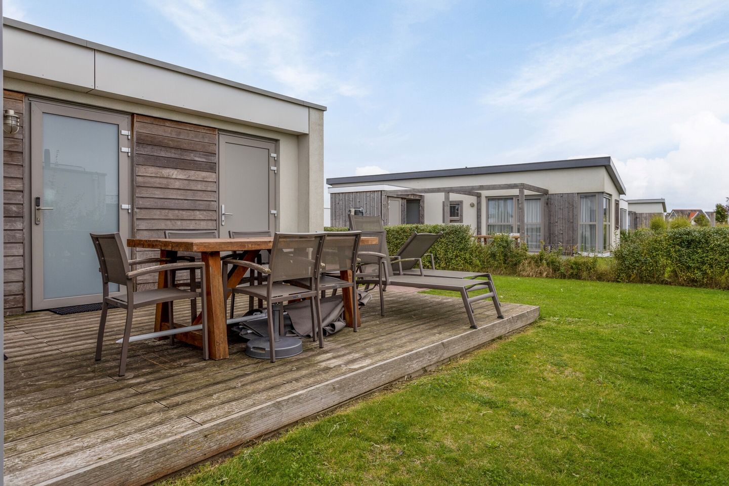 Photo 5 of Zeedijk 24-491