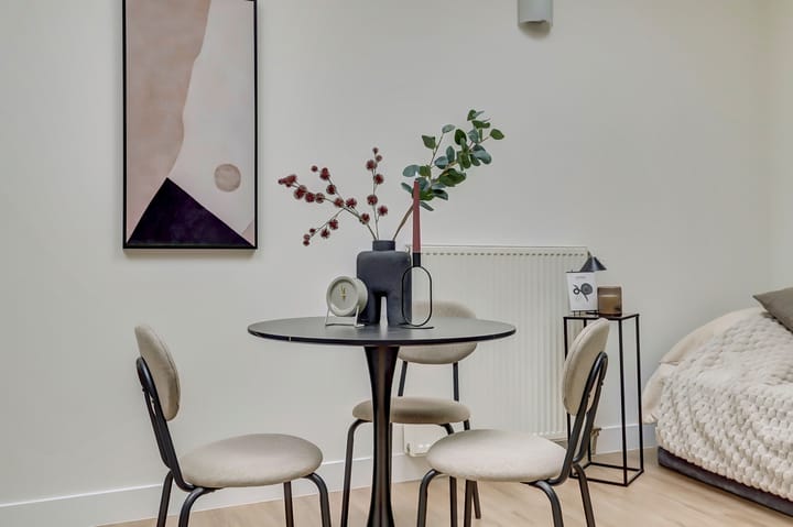 Photo 10 of Johannes Uitenbogaertstraat 21-D