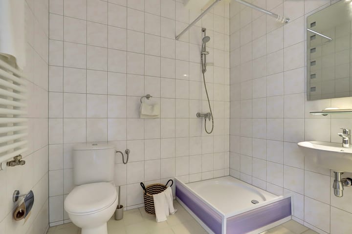 Photo 18 of Johannes Uitenbogaertstraat 21-D