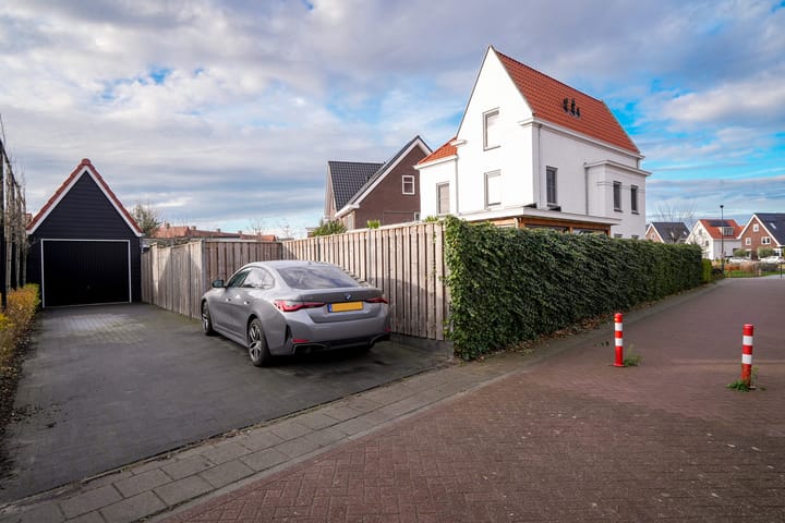 Foto 38 van Louis Armstrongstraat 56