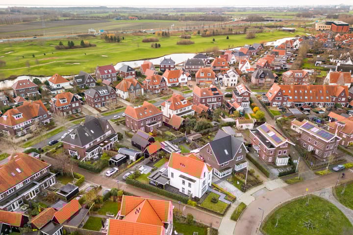 Foto 44 van Louis Armstrongstraat 56