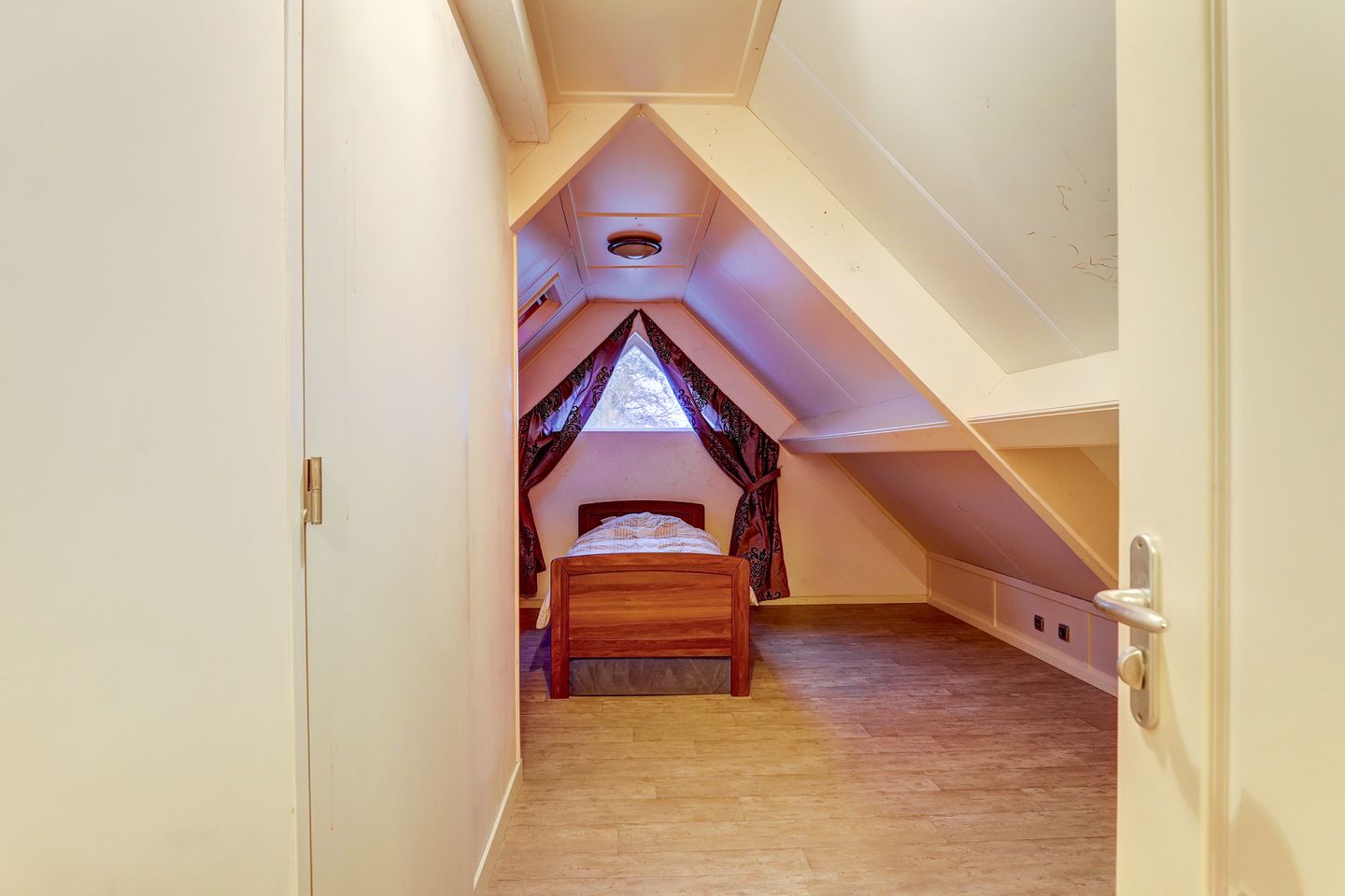 Foto 44 van Westfriesedijk 16