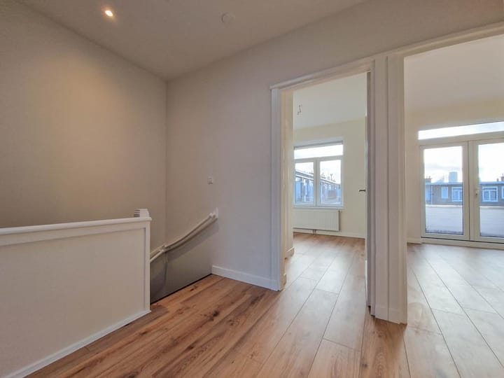 Foto 15 van Carel Reinierszkade 189