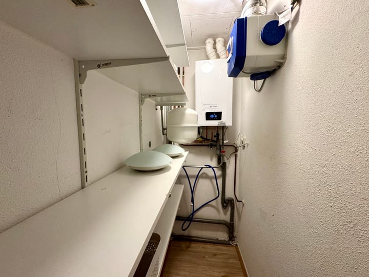 Photo 13 of Maerten van Heemskerckstraat 157-A