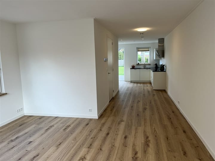 Foto 11 van Sportterreinstraat 176